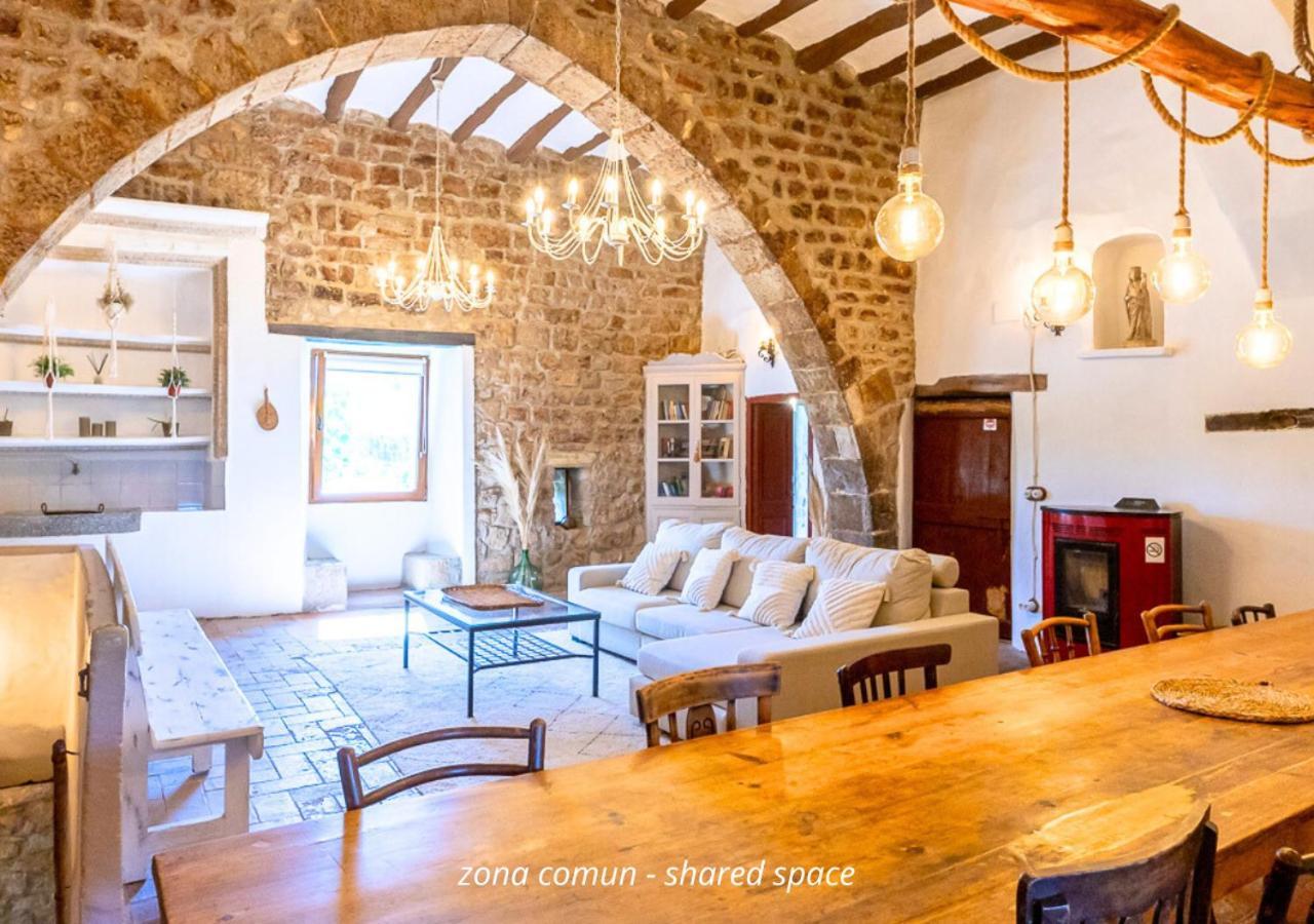 Masia Aubareda San Martín de Tous Exteriör bild